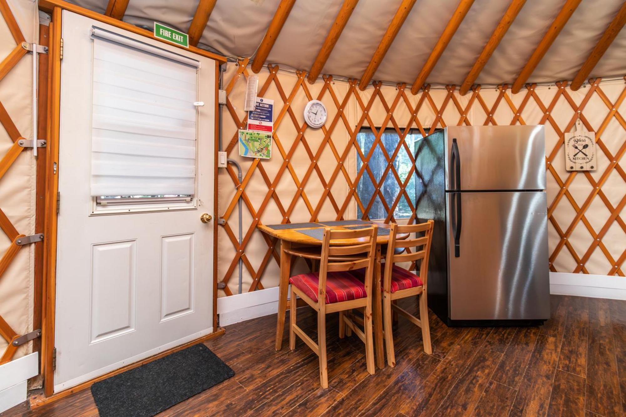 Riverbend Cottage & Rv Resort Parksville Exterior foto